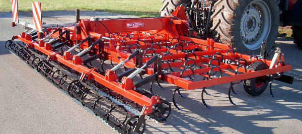 Культиватор VIBROCULTEUR VR NG Quivogne